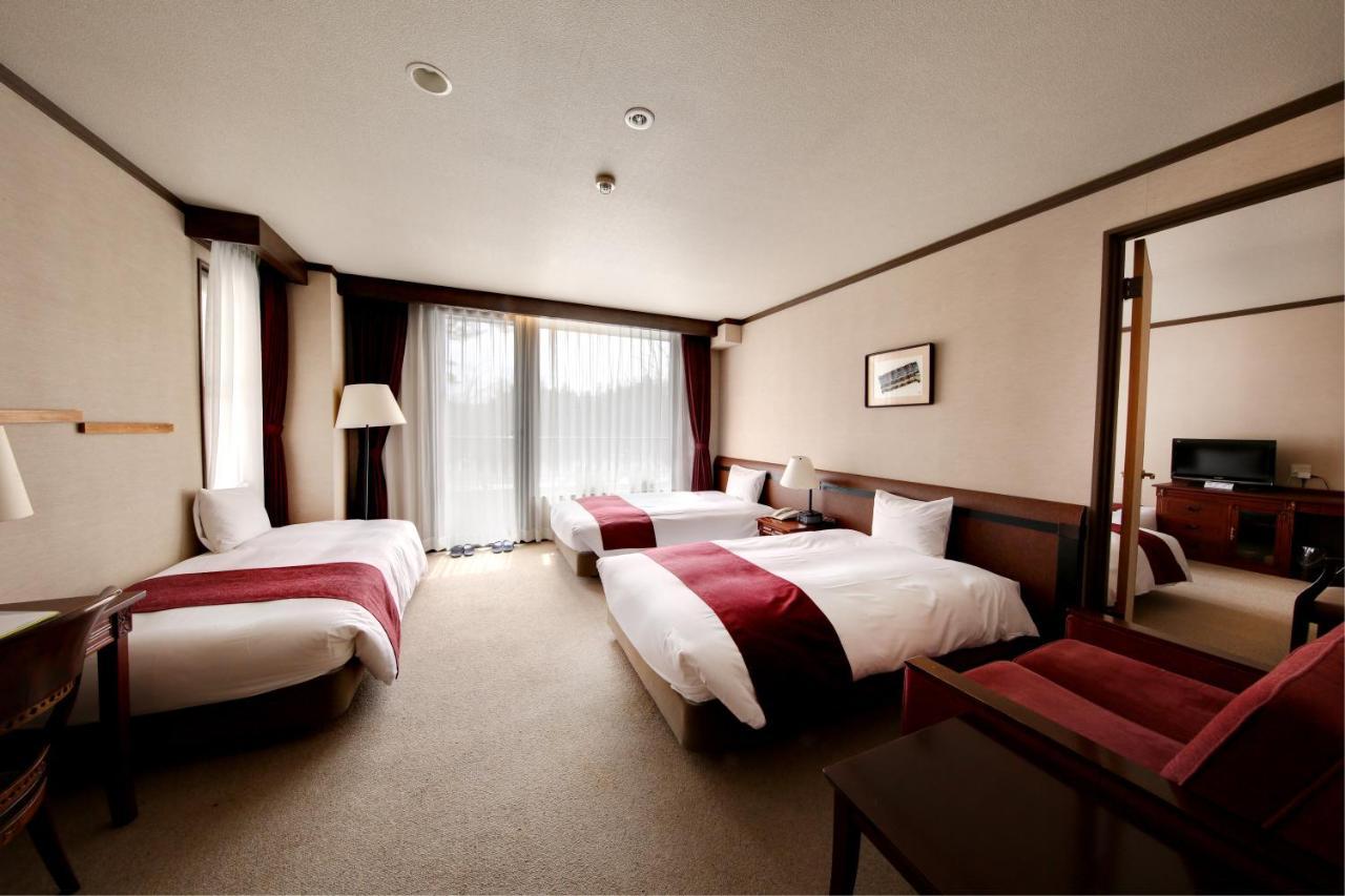 Hakuba Mominoki Hotel Exterior photo