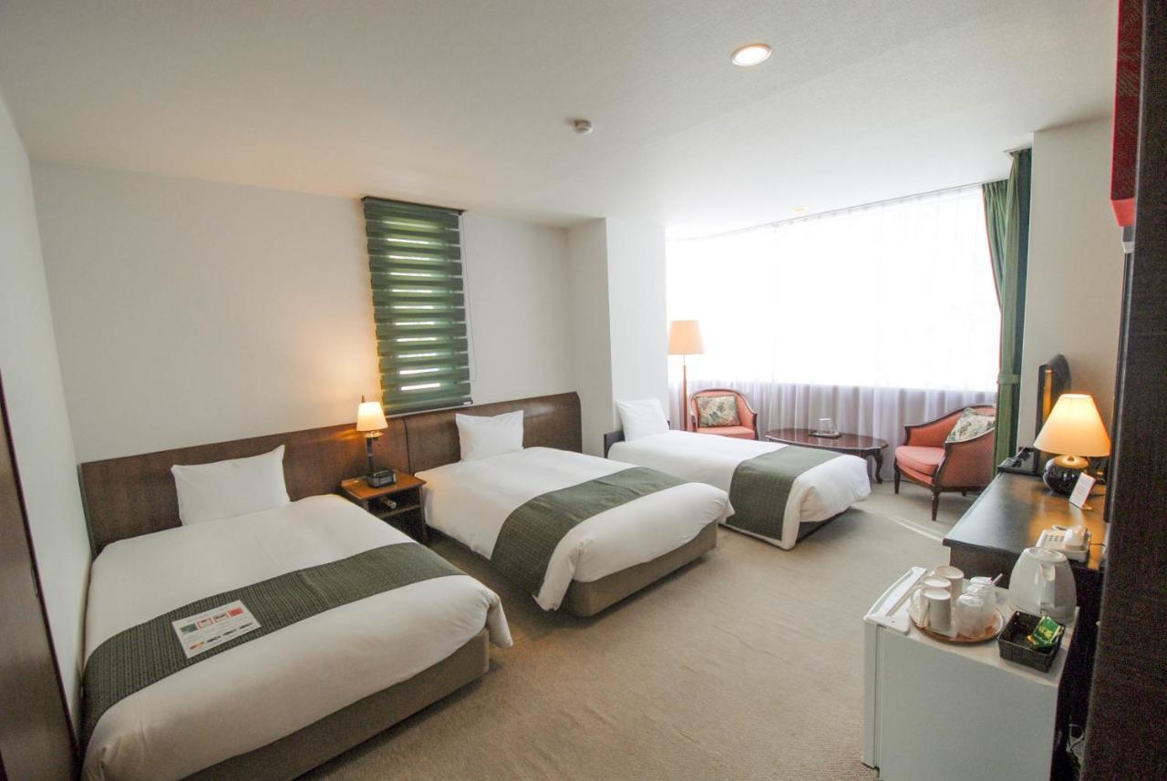 Hakuba Mominoki Hotel Exterior photo