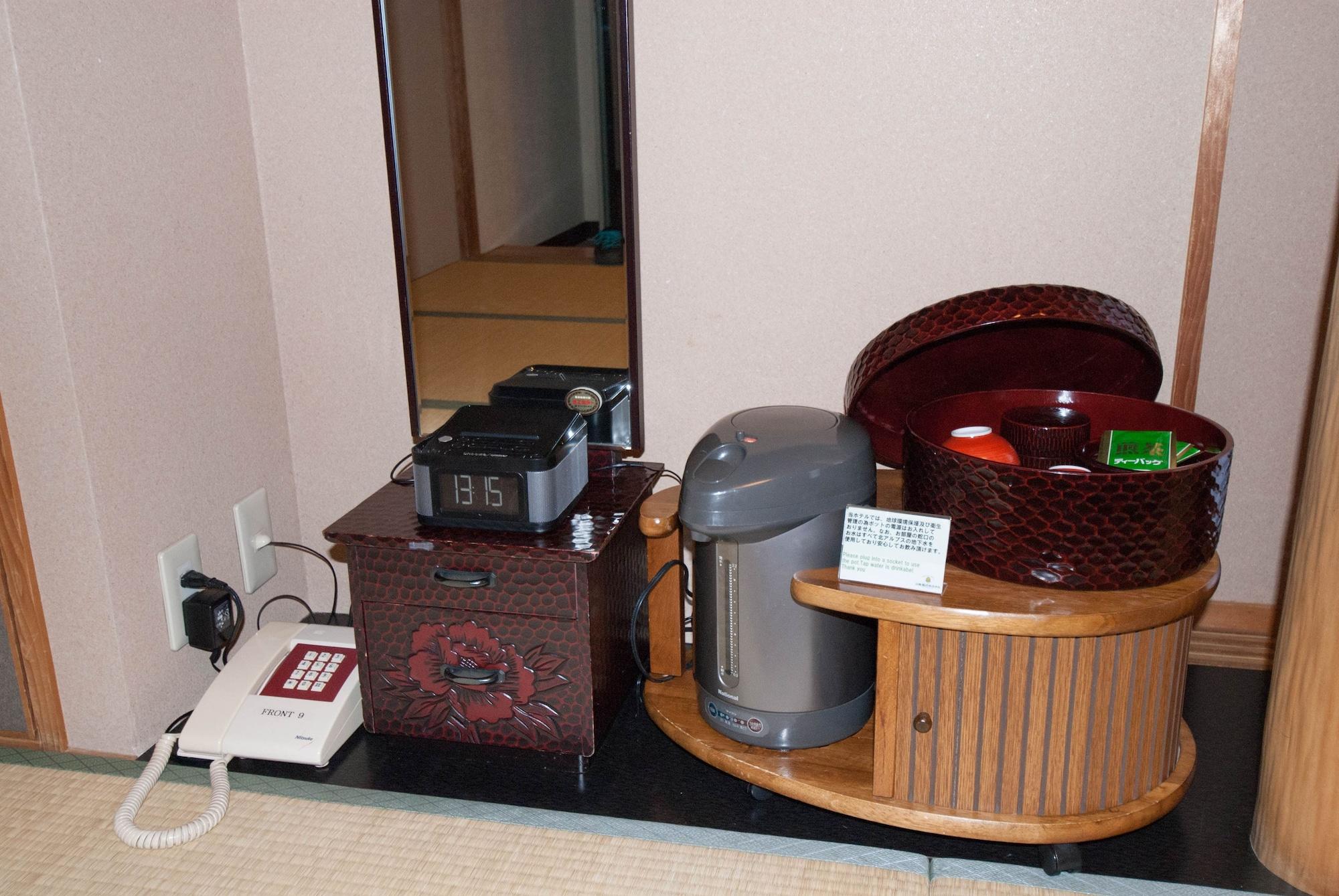 Hakuba Mominoki Hotel Exterior photo