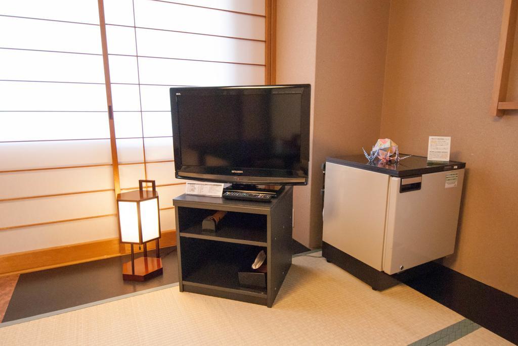 Hakuba Mominoki Hotel Exterior photo