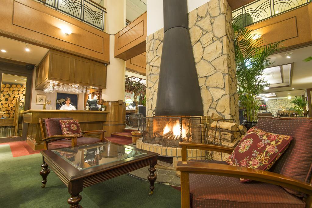 Hakuba Mominoki Hotel Exterior photo